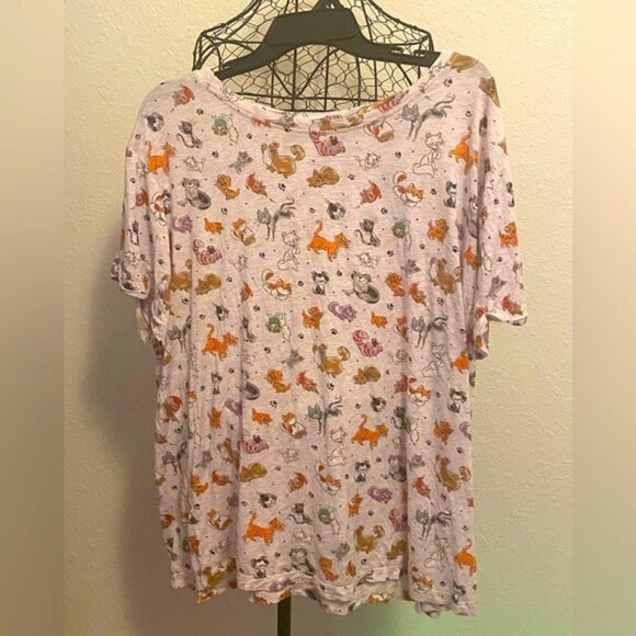 Disney Cat Print T-Shirt - Picture 1 of 3